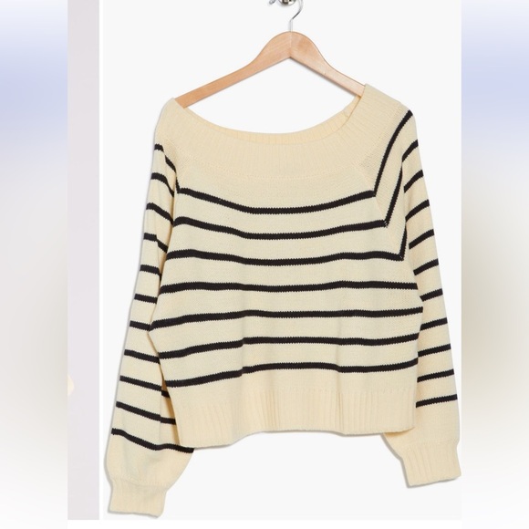 NWT WeWoreWhat Striped Off-Shoulder Sweater - Cream and Black size XS - Picture 4 of 4